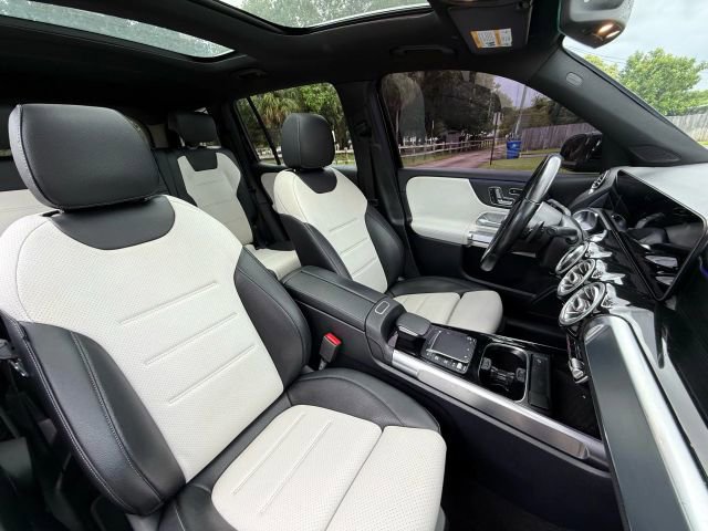 Used 2021 Mercedes-Benz GLB 250 image 21