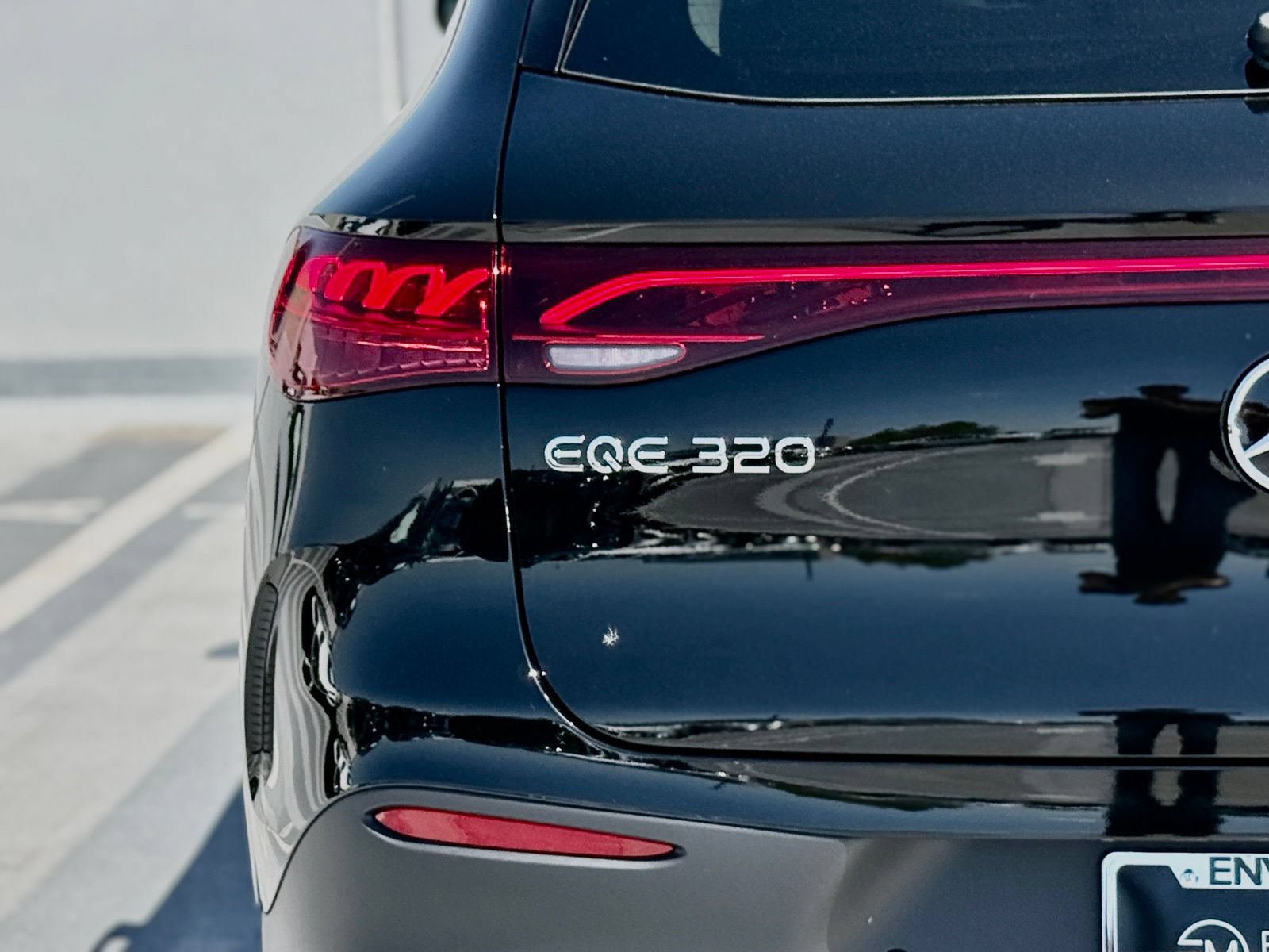 New 2026 Mercedes-Benz EQE 320 4MATIC SUV image 10