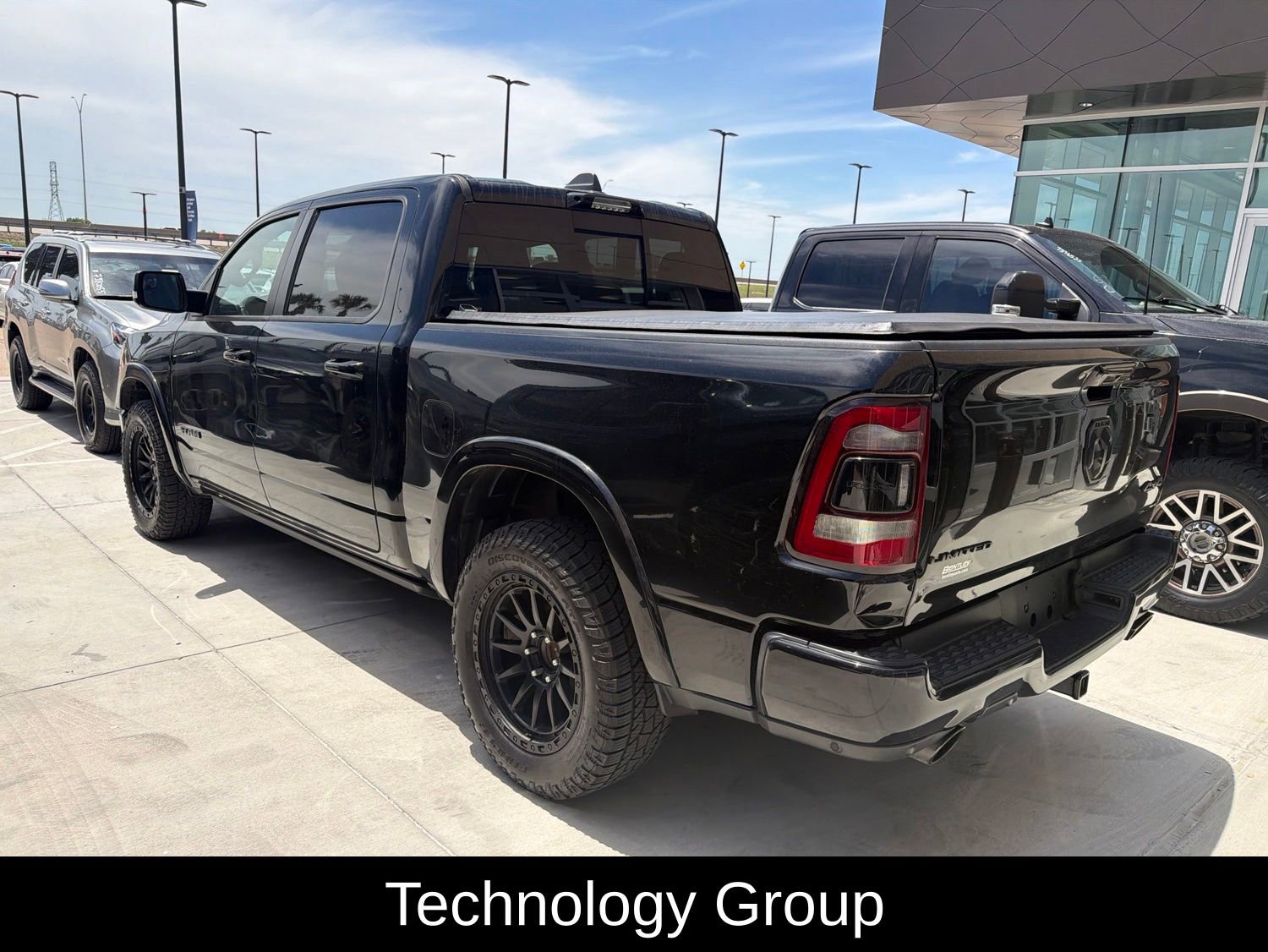 Used 2021 RAM 1500 Limited w/ Night Edition AWD/4WD image 7