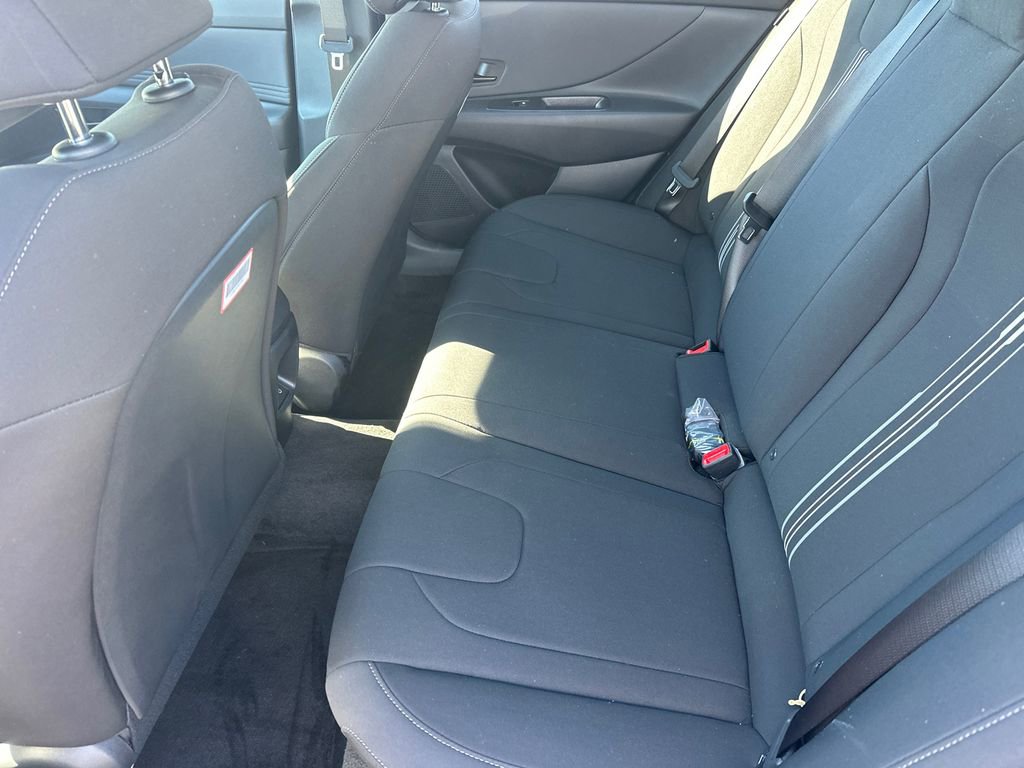New 2025 Hyundai Elantra Sport image 20