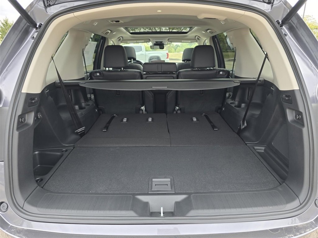 New 2025 Honda Pilot Touring image 21