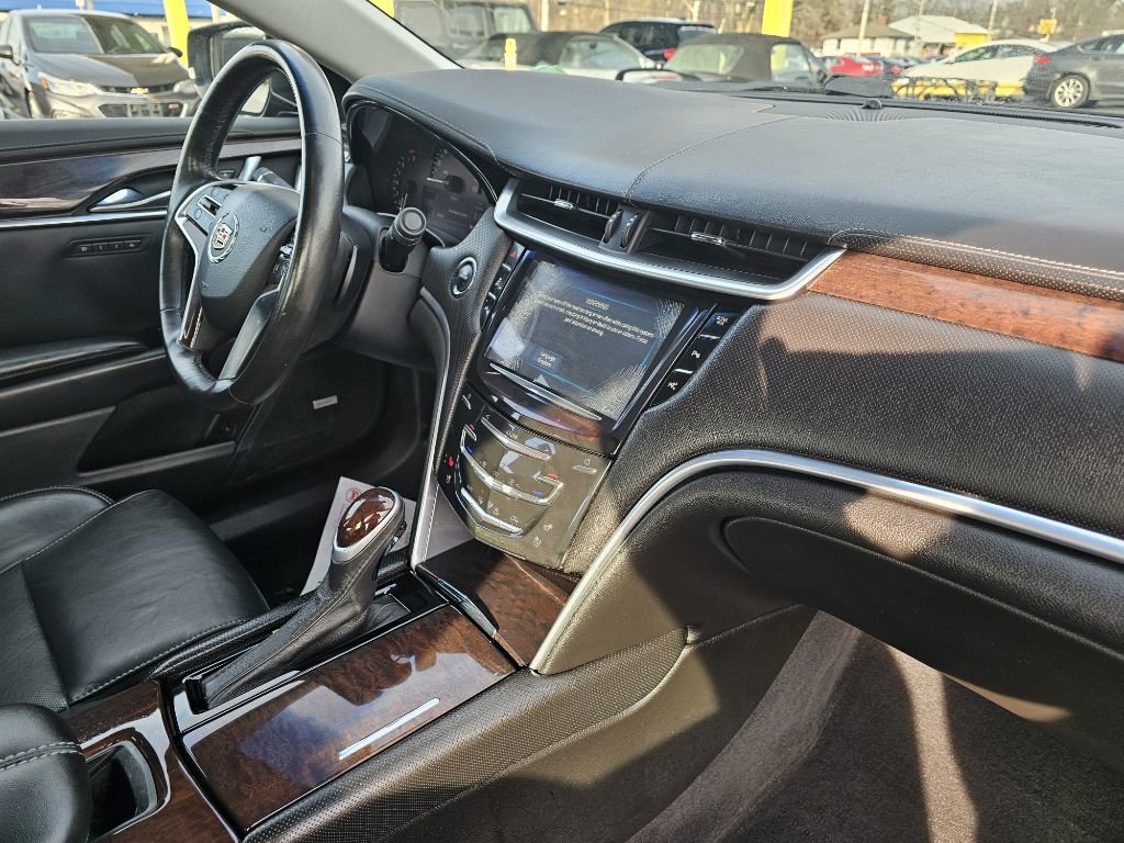 Used 2016 Cadillac XTS Luxury w/ Driver Awareness Package image 36