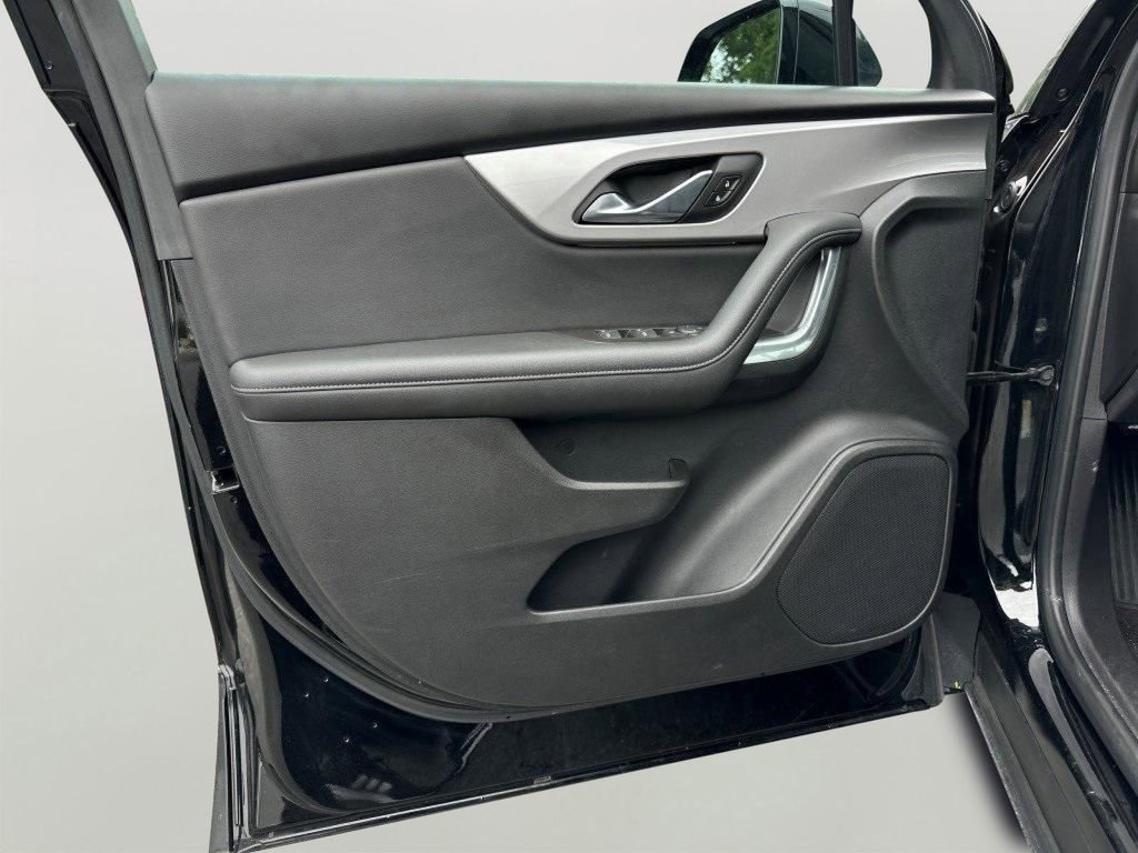 Used 2021 Chevrolet Blazer LT image 25