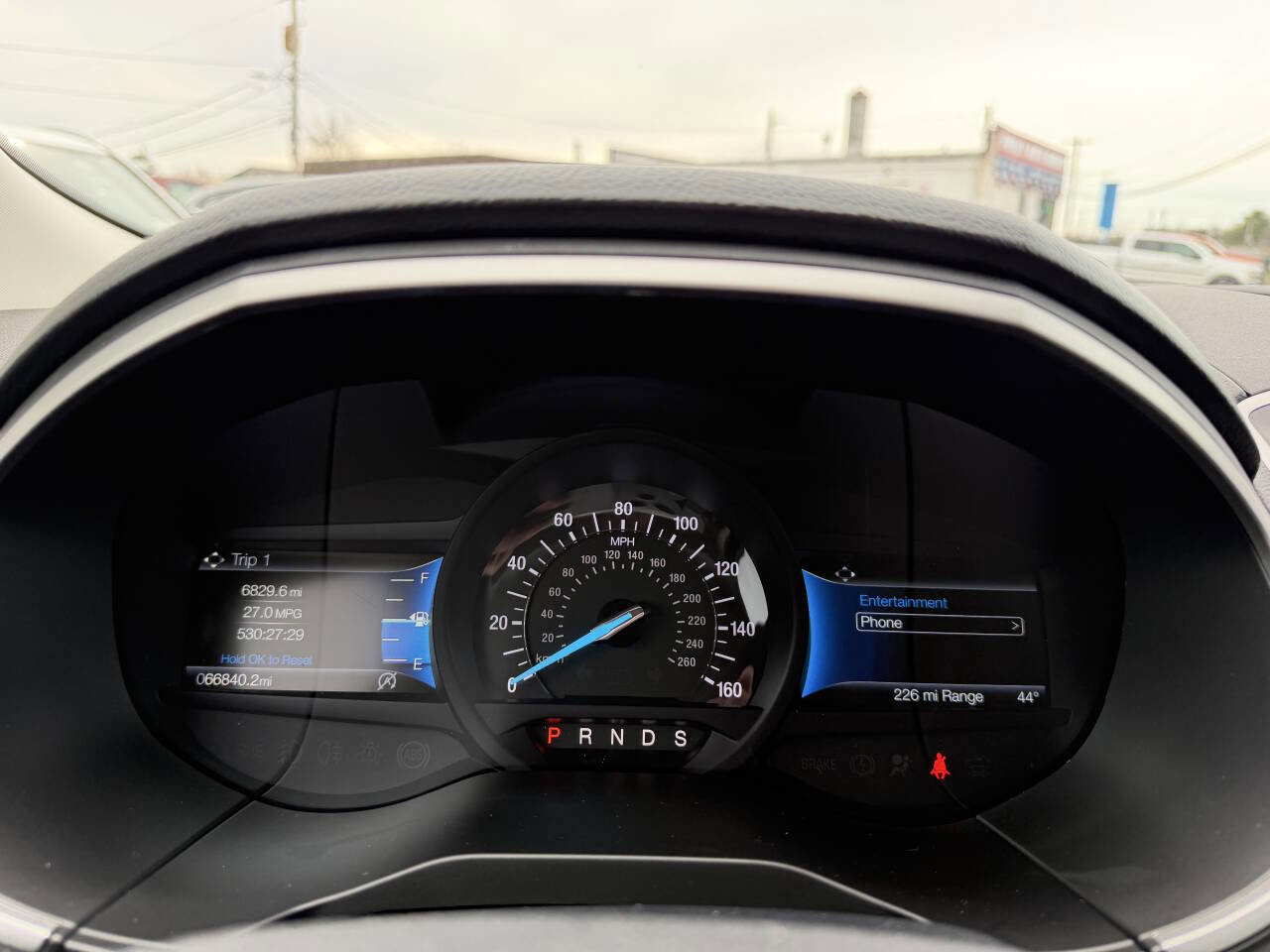 Used 2021 Ford Edge SE image 17