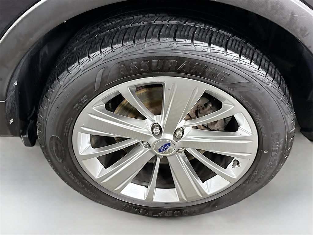 Used 2019 Ford Explorer Limited w/ Class III Trailer Tow Package image 36