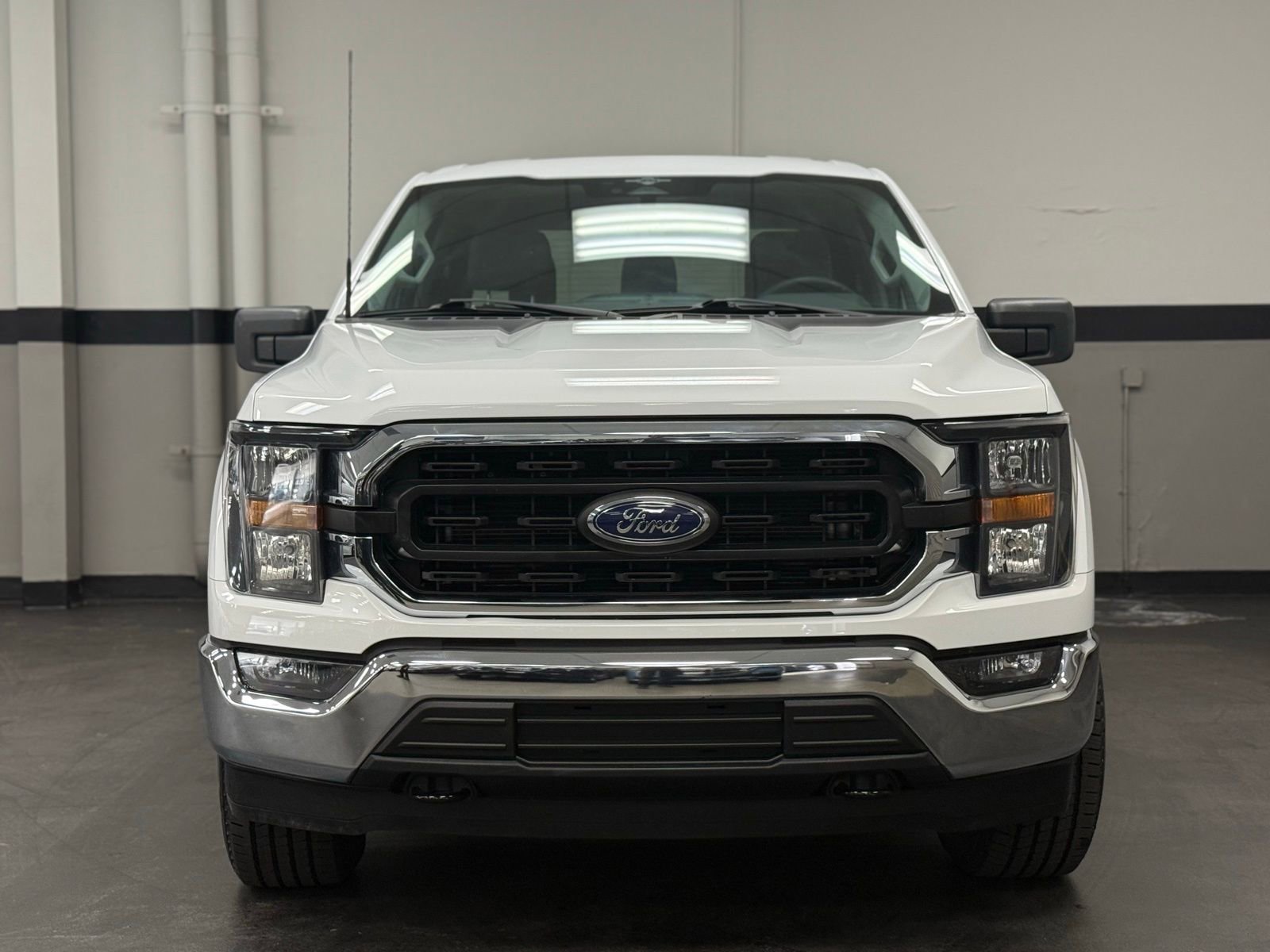 Used 2023 Ford F150 XLT AWD/4WD image 5