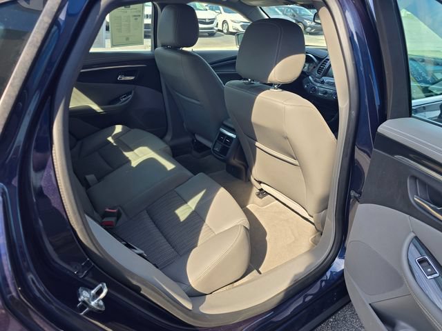Used 2018 Chevrolet Impala LT w/ LT Convenience Package FWD image 38