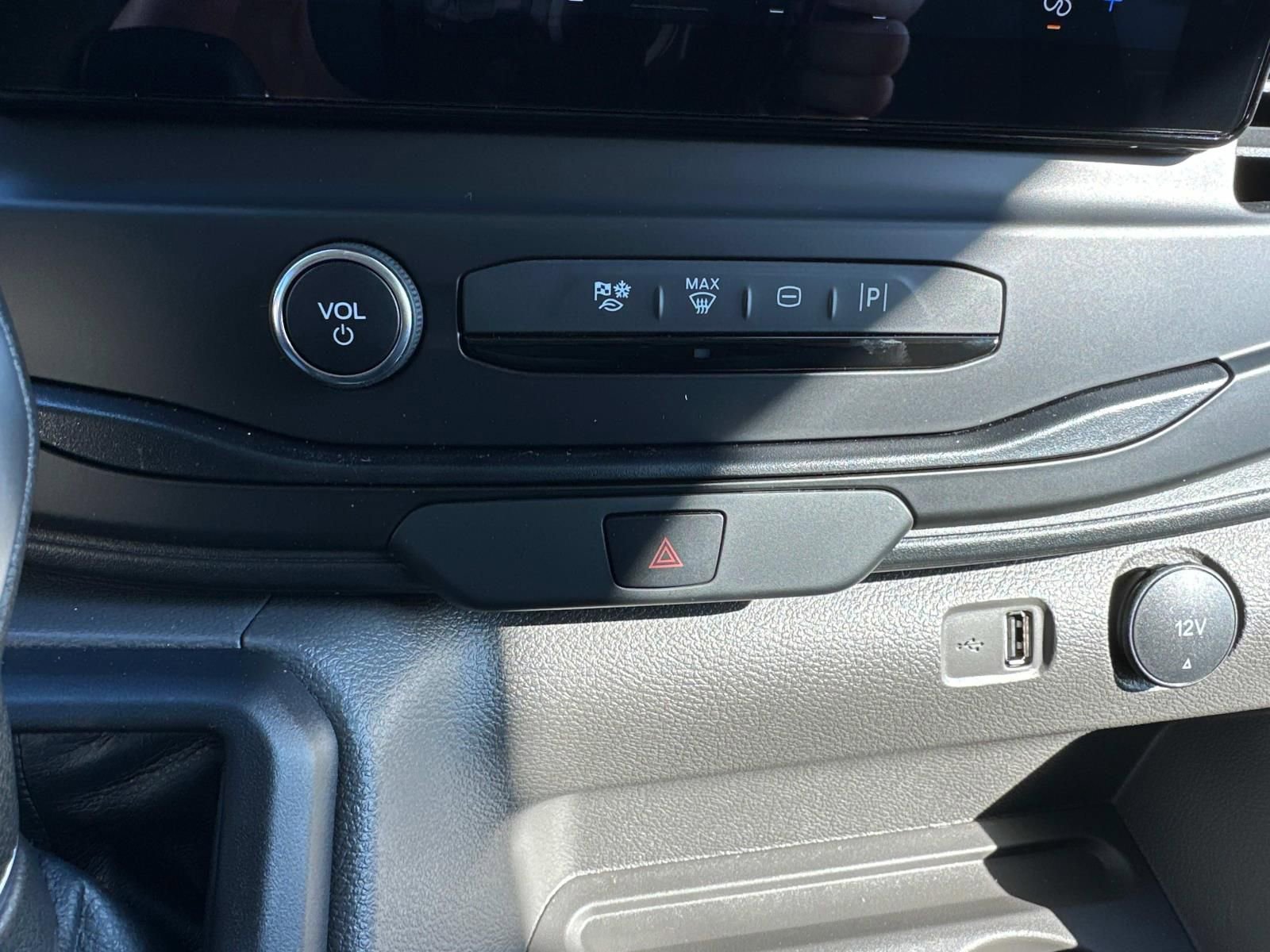 New 2024 Ford Transit 350 148 Medium Roof image 8