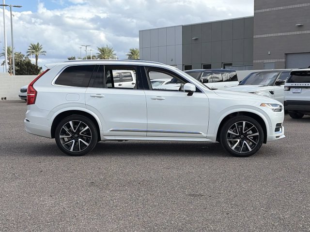 Used 2023 Volvo XC90 B6 Plus w/ Protection Package Premier AWD/4WD image 5