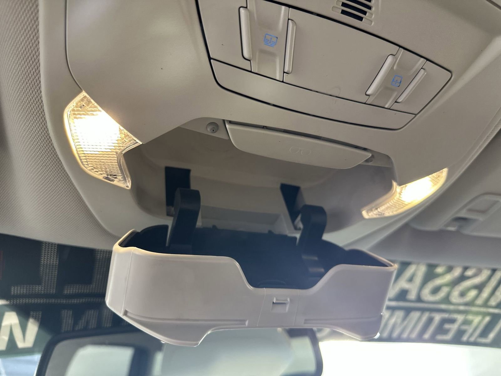 Used 2017 Ford Escape Titanium image 19