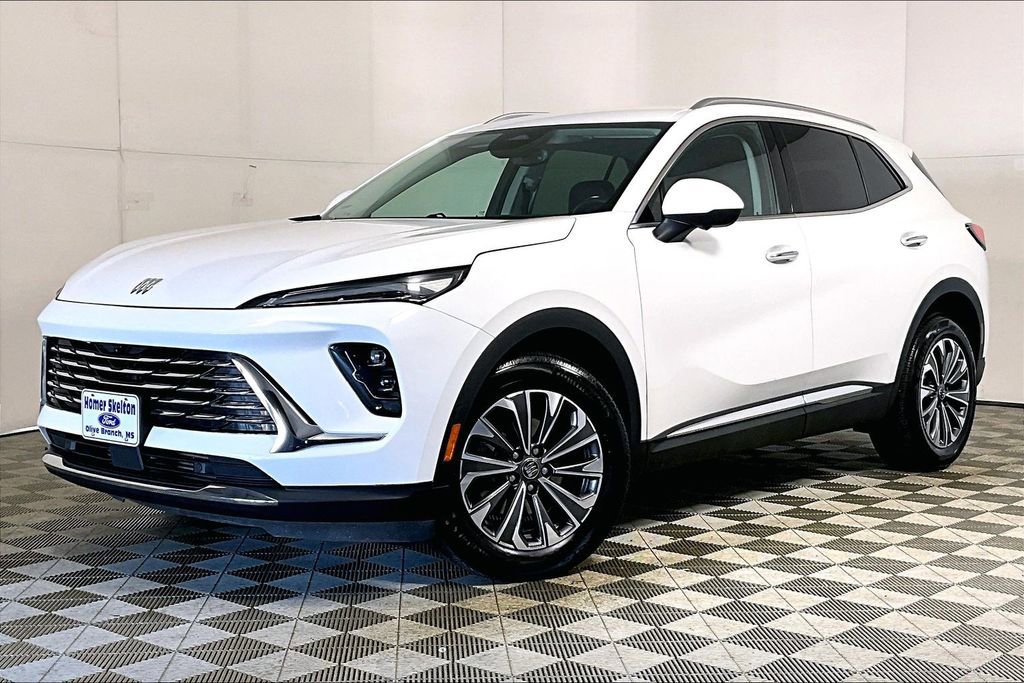 Used 2024 Buick Envision Preferred image 2