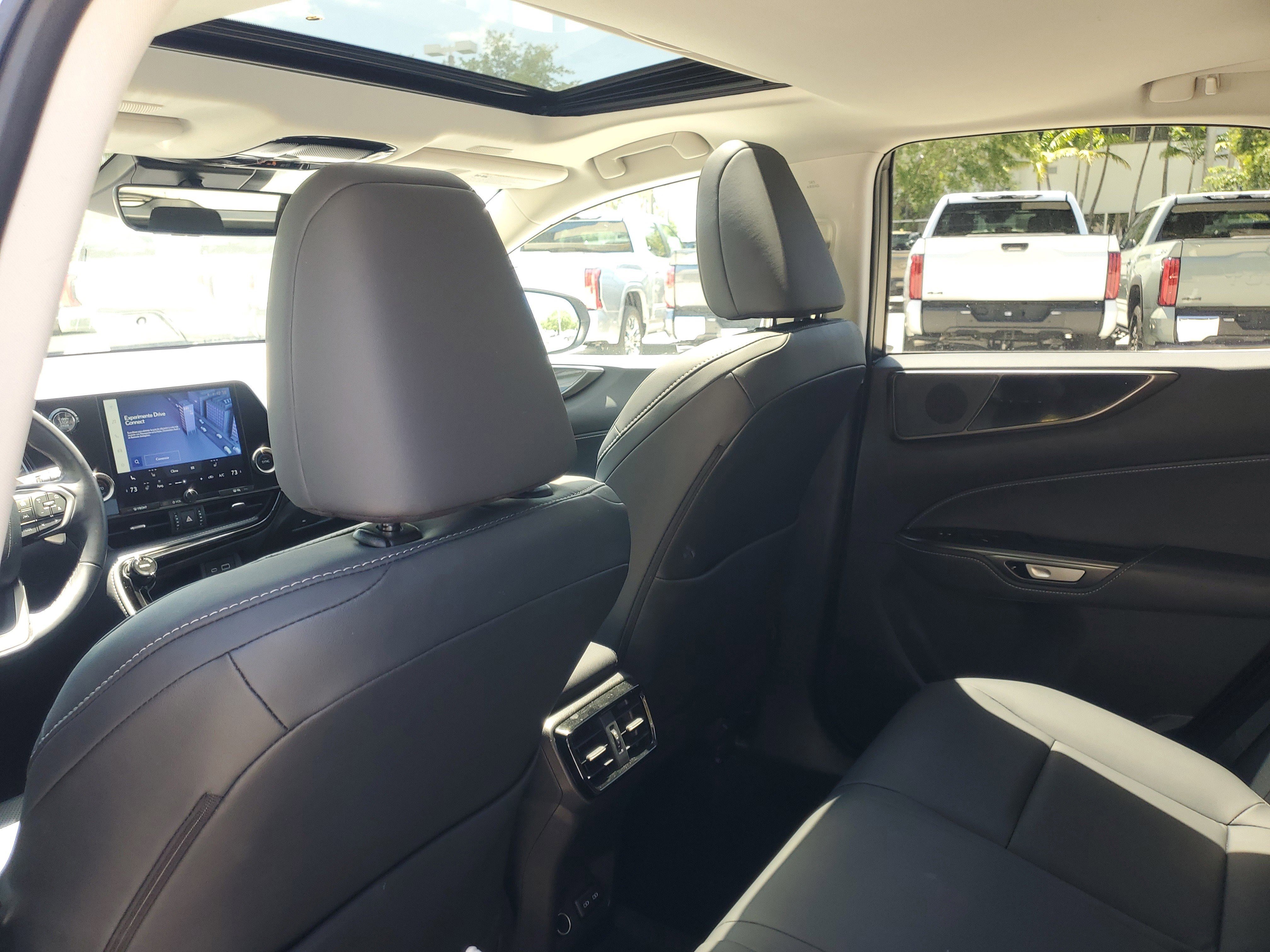 Used 2025 Lexus NX 250 FWD w/ Cold Area Package image 13