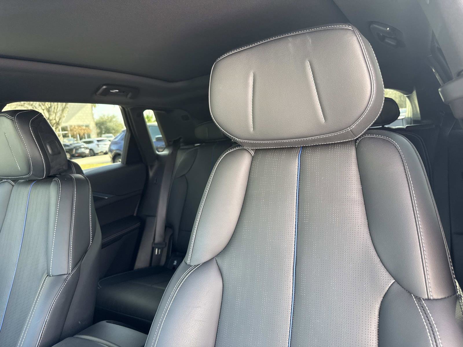 Used 2025 Cadillac Lyriq Luxury image 23