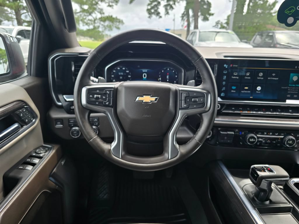 Certified 2024 Chevrolet Silverado 1500 LTZ w/ LTZ Premium Package AWD/4WD image 13