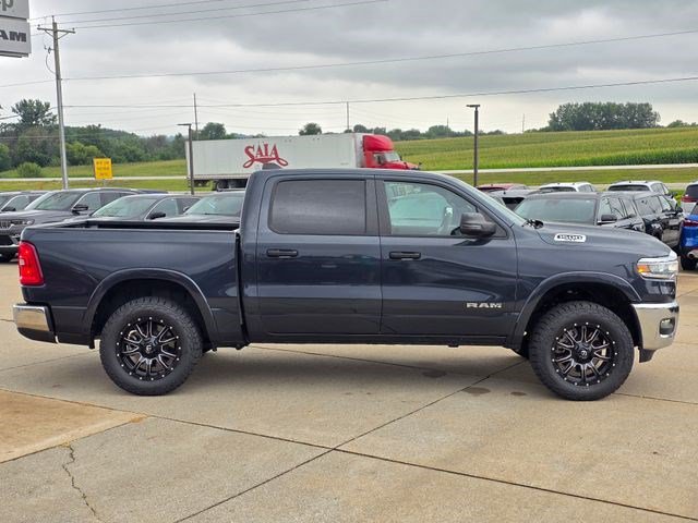 Used 2025 RAM 1500 Big Horn AWD/4WD image 9