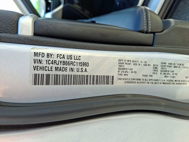 Used 2024 Jeep Grand Cherokee Limited 4xe AWD/4WD image 27