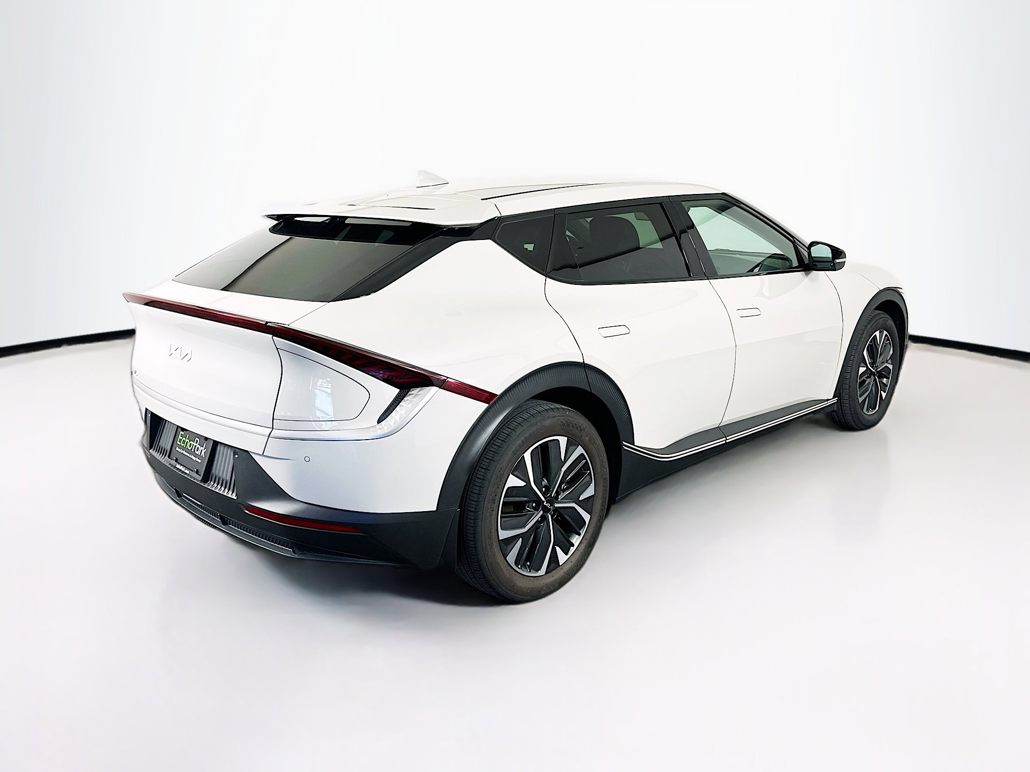 Used 2024 Kia EV6 Light RWD image 9