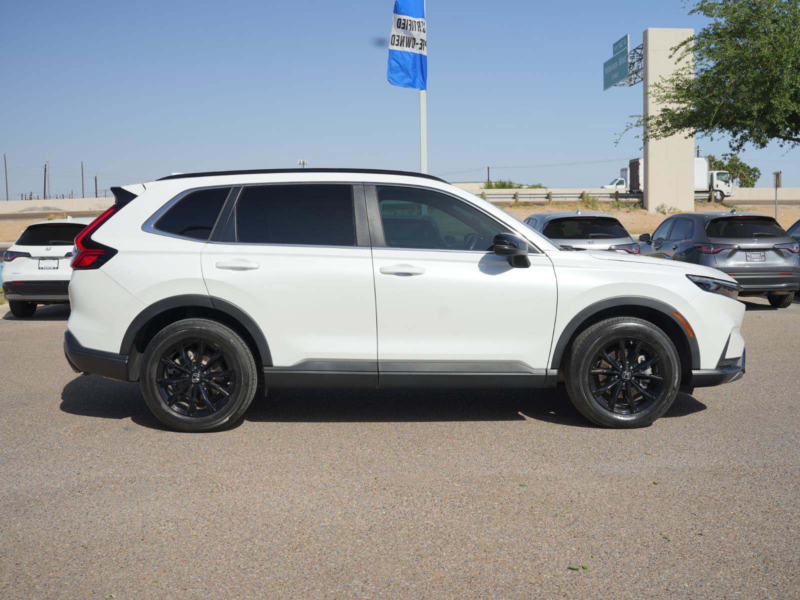 Used 2024 Honda CR-V Sport-L image 4
