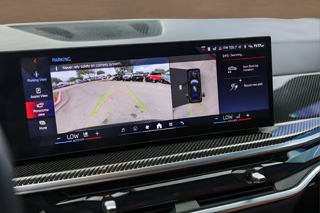 Used 2026 BMW X7 M60i w/ M Sport Professional Package AWD/4WD image 16