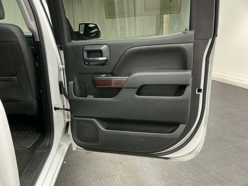 Used 2016 GMC Sierra 1500 SLE w/ SLE Value Package AWD/4WD image 28