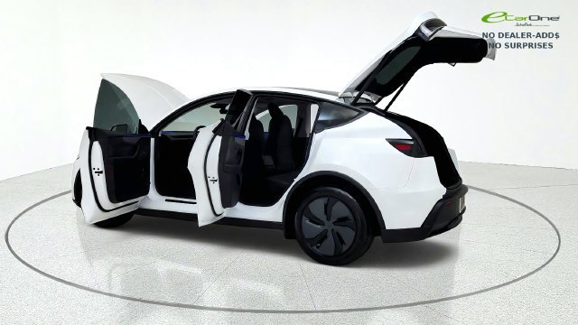Used 2026 Tesla Model Y Long Range AWD/4WD image 15