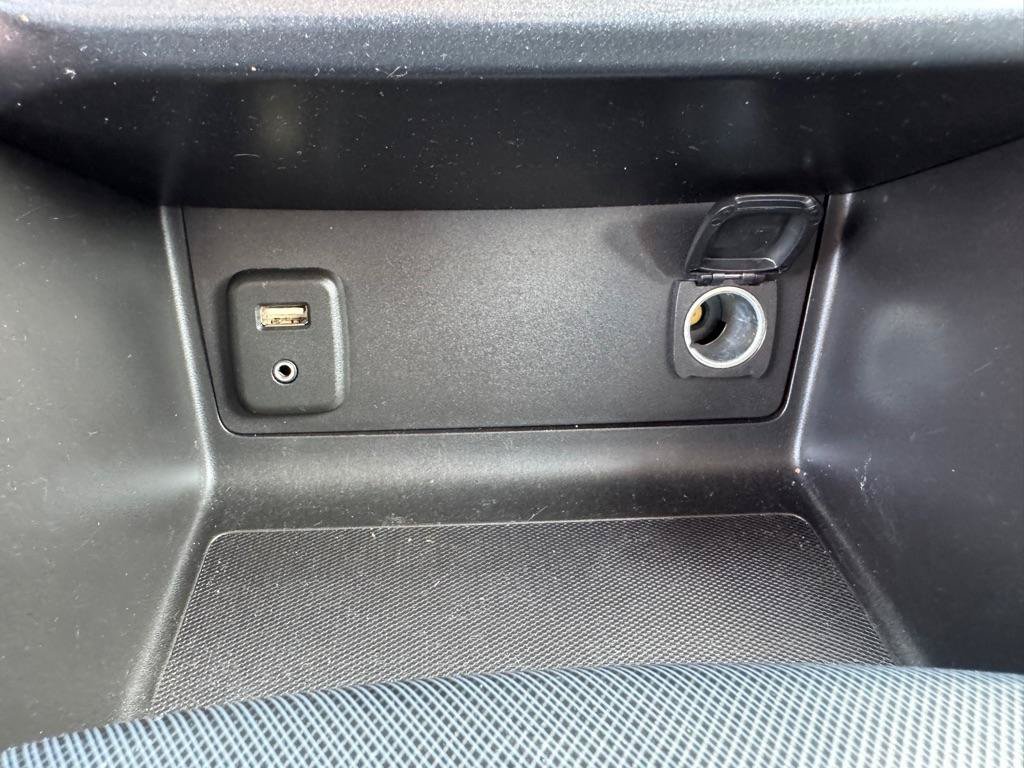 Used 2015 Chevrolet Colorado Z71 AWD/4WD image 34