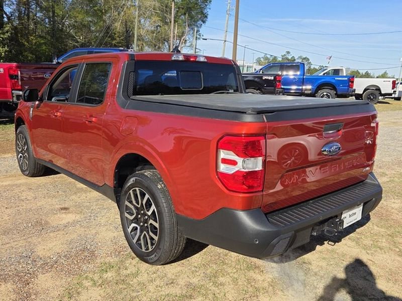 Used 2024 Ford Maverick Lariat image 11