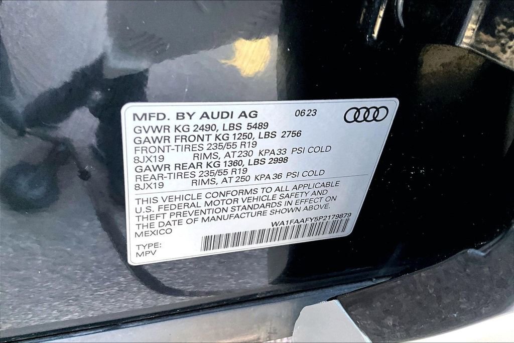 Used 2023 Audi Q5 2.0T Prestige w/ Prestige Package image 19