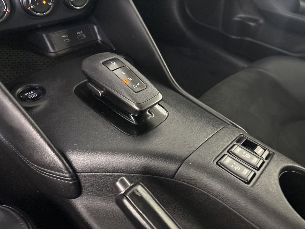 Used 2024 Nissan Z Performance w/ Floor Mat Package image 17