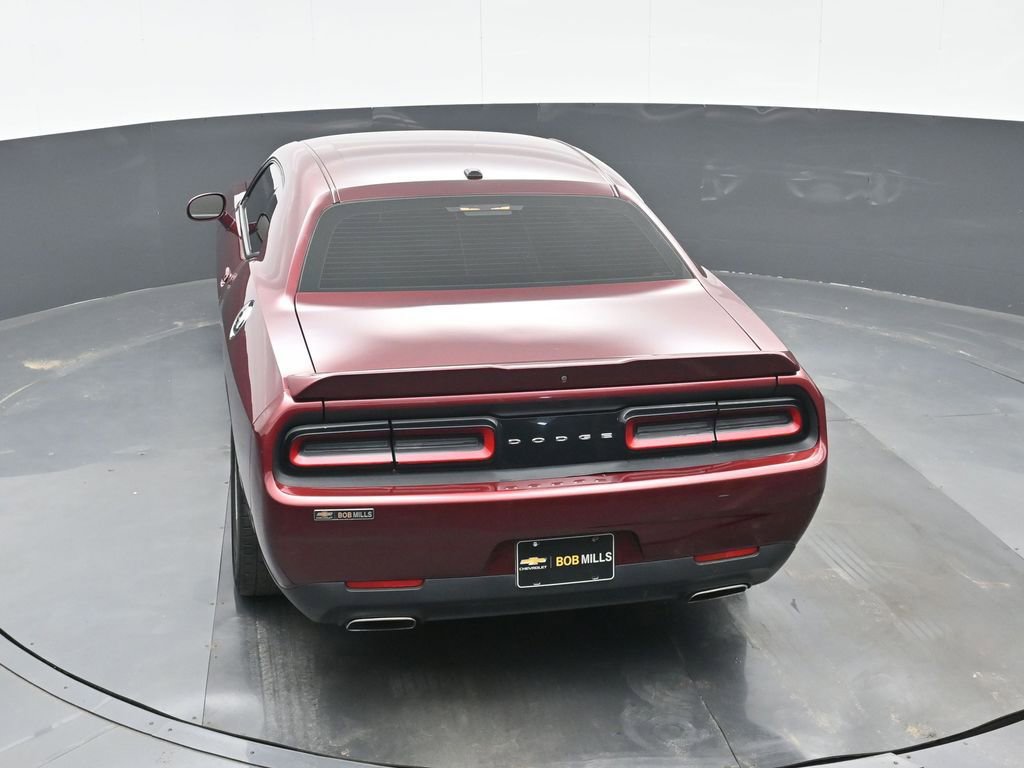 Used 2020 Dodge Challenger SXT image 27