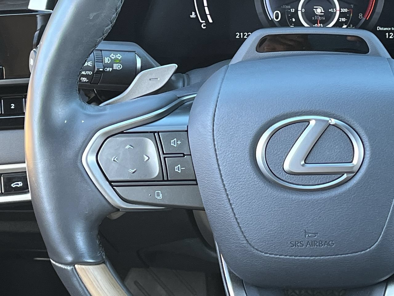 Used 2024 Lexus RX 350 Premium Plus w/ Convenience Package FWD image 12