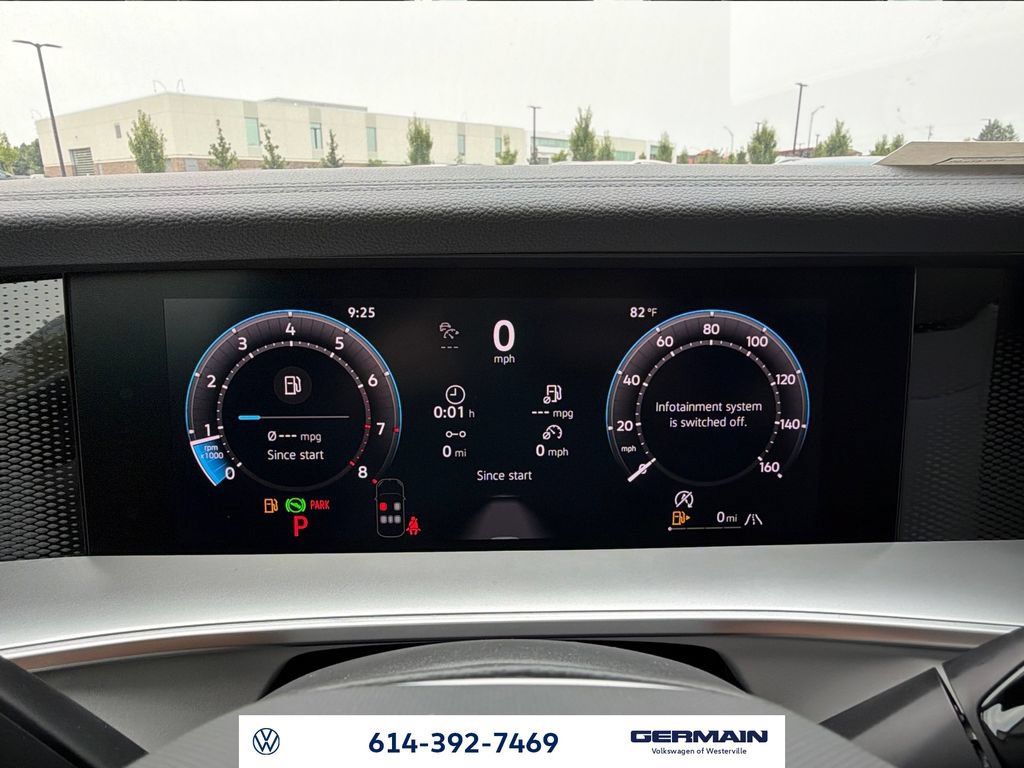 New 2026 Volkswagen Tiguan SE R-Line AWD/4WD image 23
