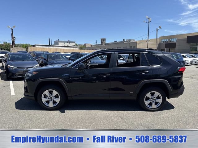 Used 2020 Toyota RAV4 LE AWD/4WD image 10