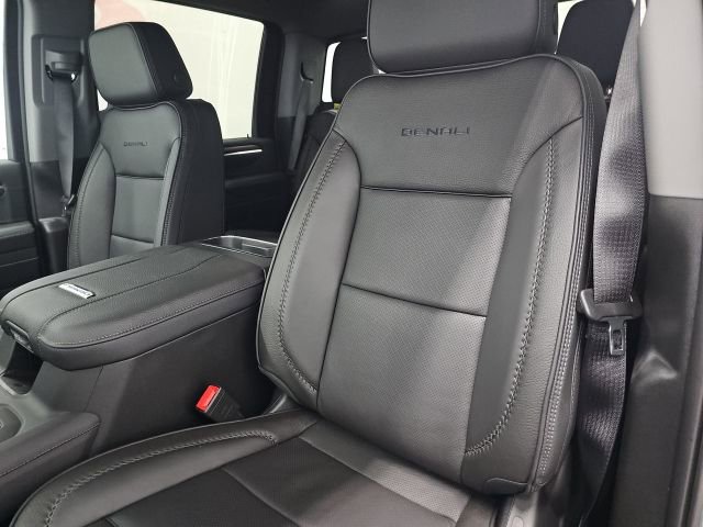 New 2026 GMC Sierra 3500 Denali w/ Denali Reserve Package image 22
