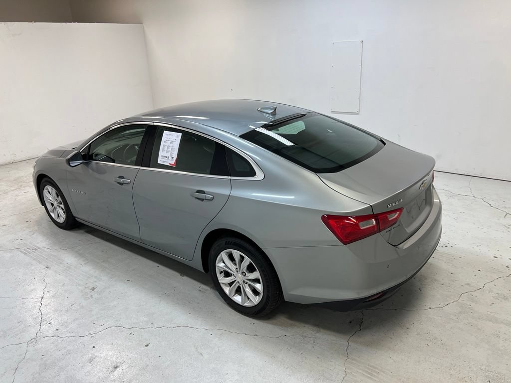 Used 2025 Chevrolet Malibu LT FWD image 5