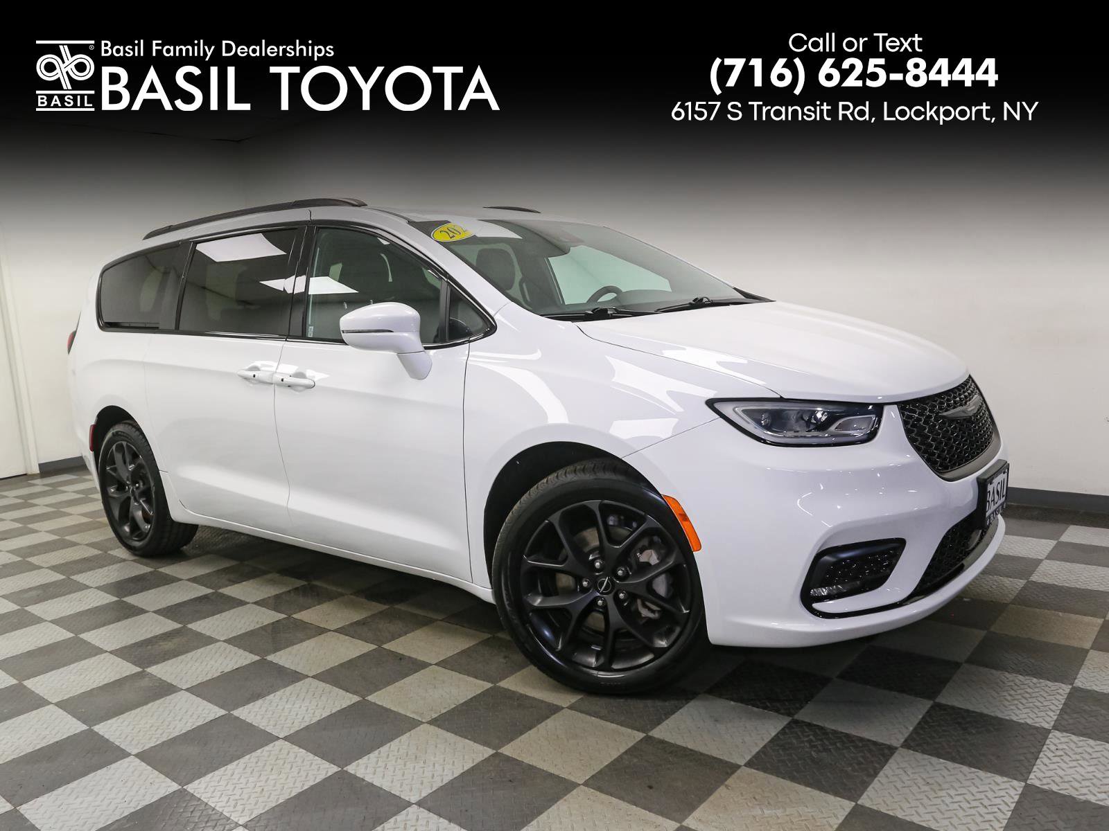 Used 2022 Chrysler Pacifica Touring-L w/ S Appearance Package