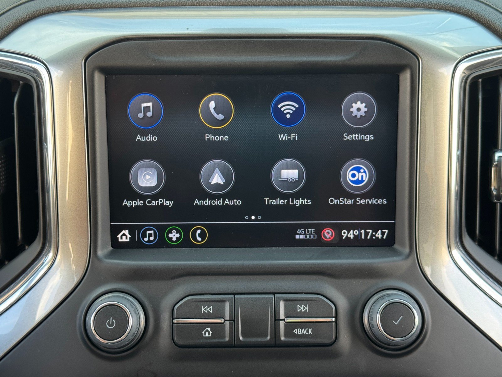 Used 2022 Chevrolet Silverado 1500 LT Trail Boss w/ Bed Protection Package AWD/4WD image 24