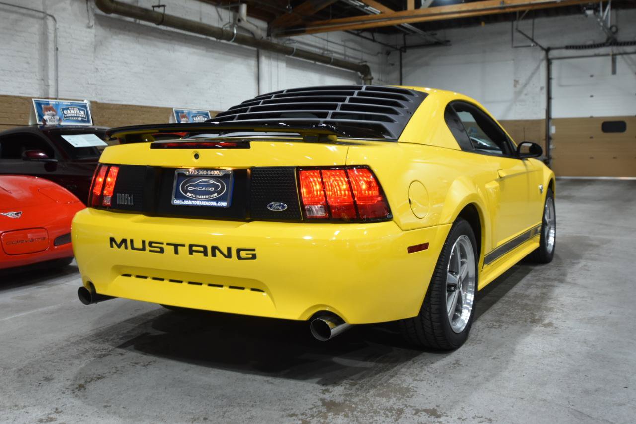 Used 2004 Ford Mustang Mach 1 RWD image 11