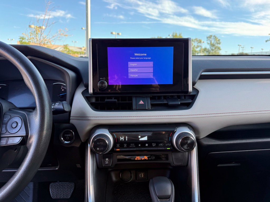 Used 2023 Toyota RAV4 XLE AWD/4WD image 16