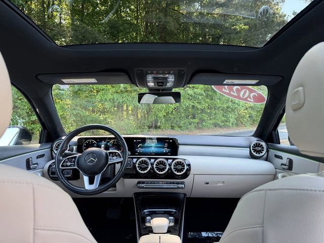 Used 2022 Mercedes-Benz A 220 4MATIC image 43