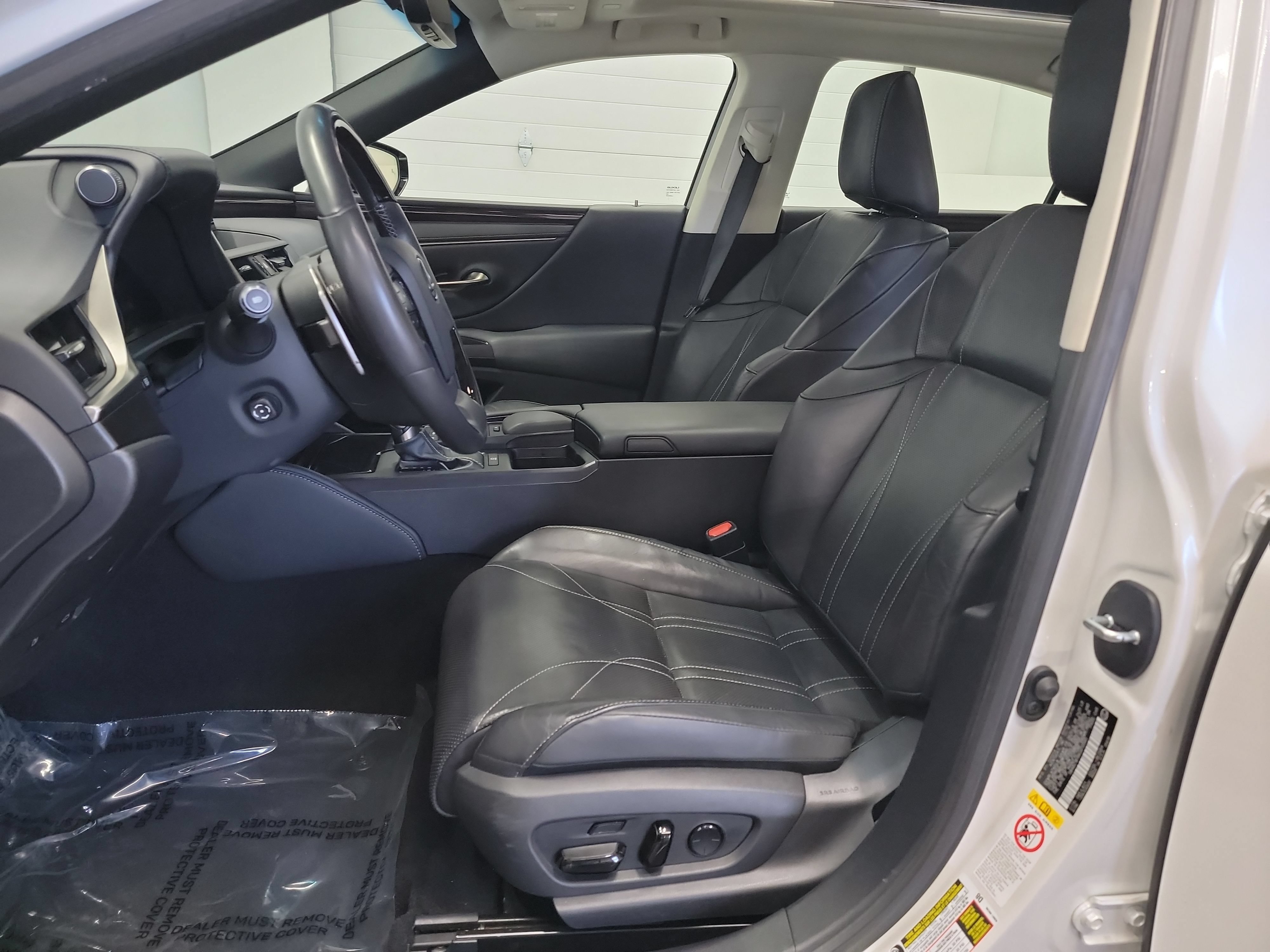 Used 2019 Lexus ES 350 w/ Accessory Package 2 FWD image 12