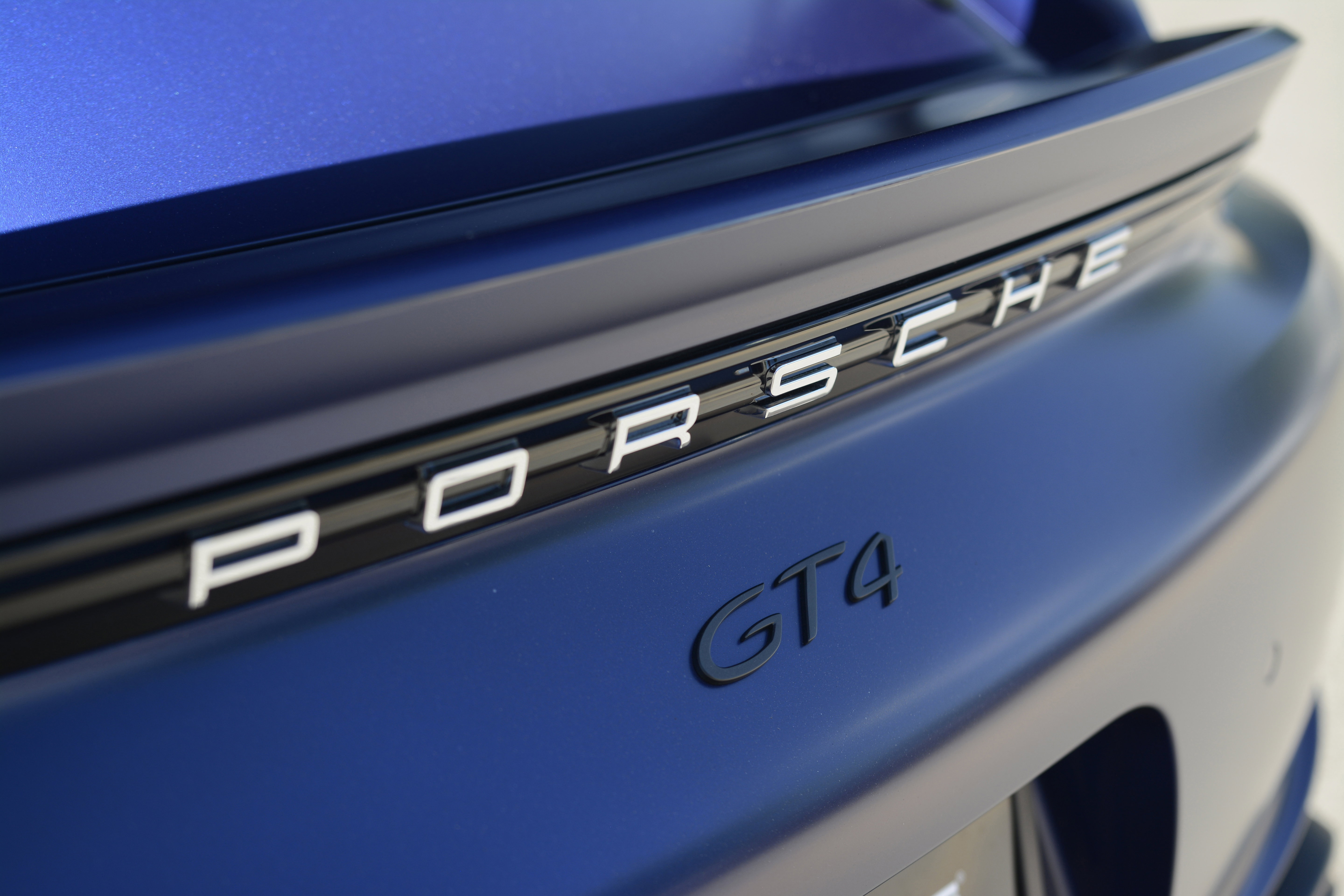 Certified 2022 Porsche 718 Cayman GT4 RWD image 29