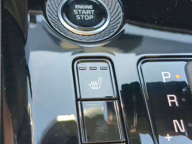 Used 2024 Kia Niro EX Touring FWD image 27