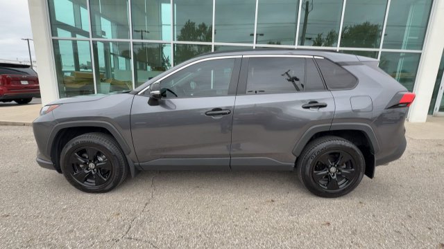 Used 2024 Toyota RAV4 XLE FWD image 5