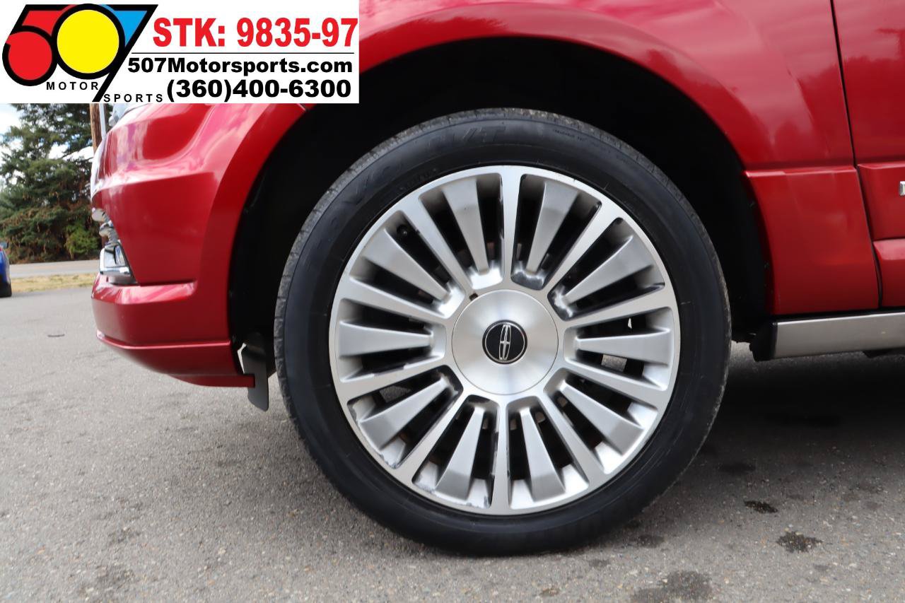 Used 2015 Lincoln Navigator 4WD w/ Equipment Group 101A Reserve image 26