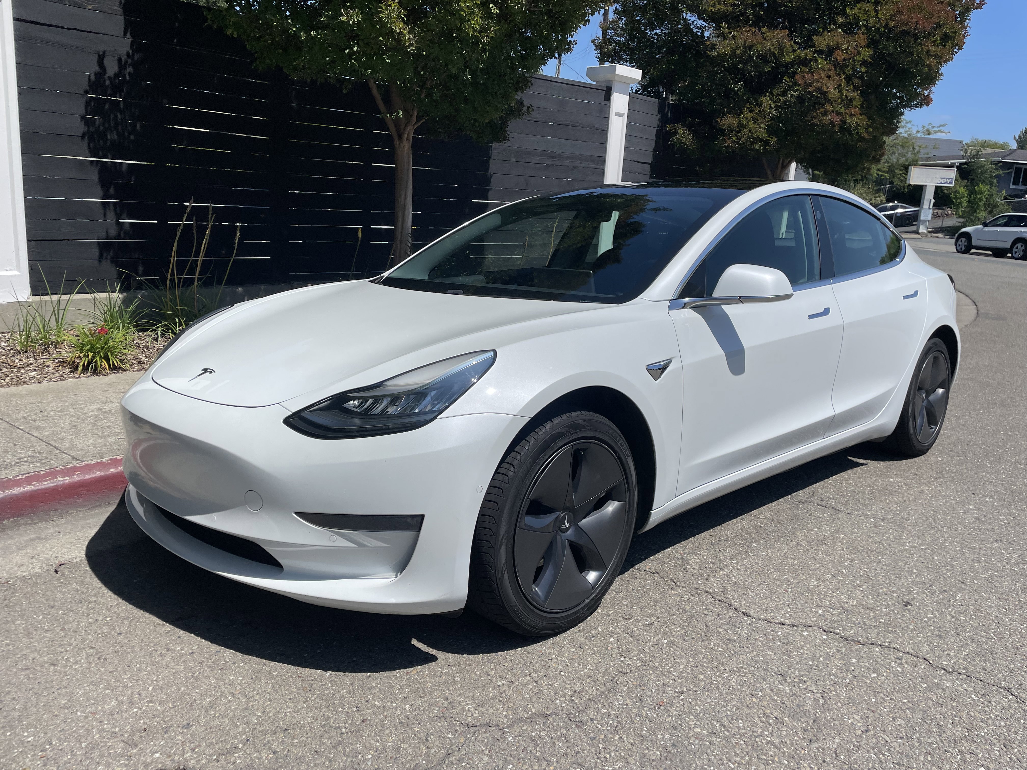 Used 2019 Tesla Model 3 Standard Range Plus RWD image 8