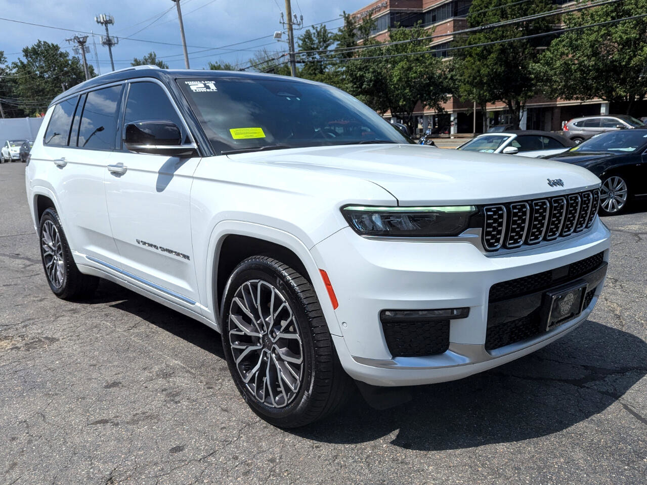 Used 2021 Jeep Grand Cherokee L Summit image 5