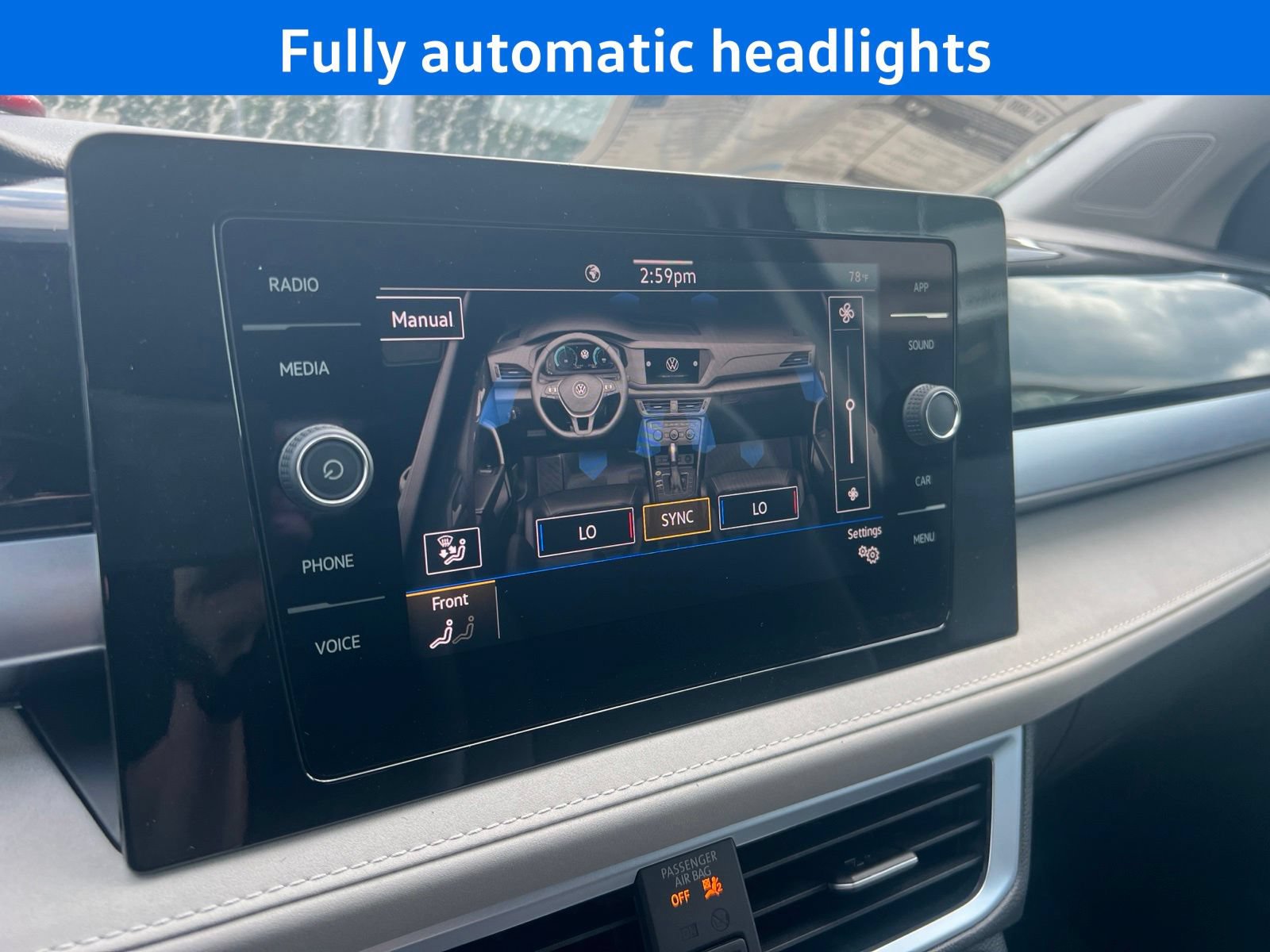 New 2026 Volkswagen Taos SE FWD image 9