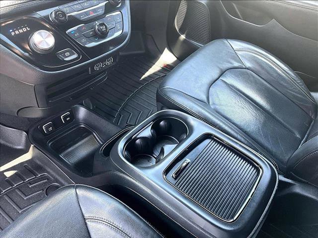 Used 2021 Chrysler Pacifica Touring-L w/ Premium & Safety Sphere Group FWD image 15