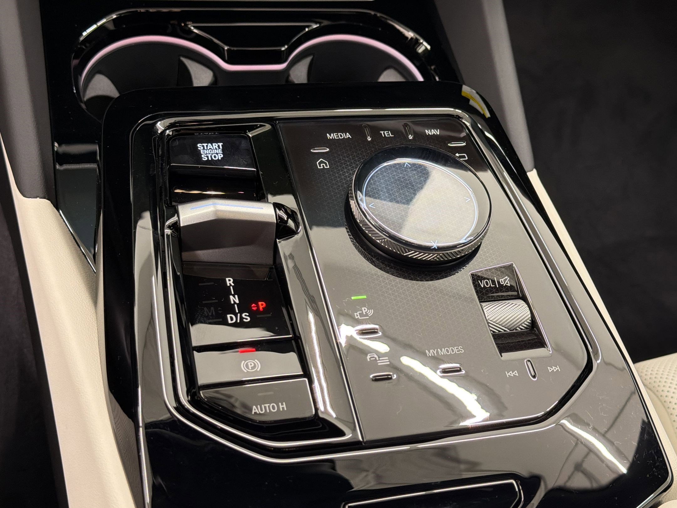 New 2026 BMW 530i RWD image 18